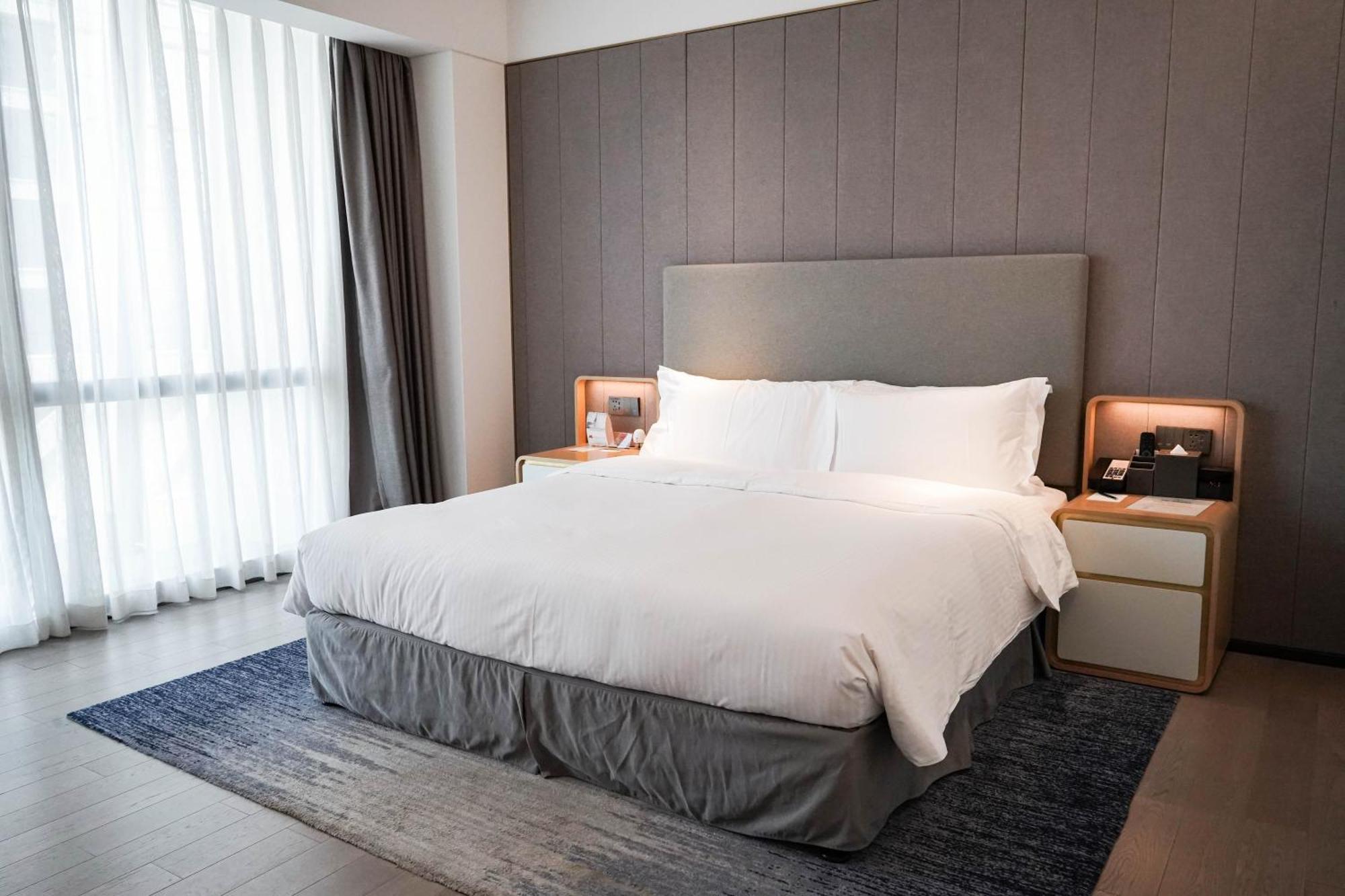 Ascott Raffles City Чунцин Екстериор снимка