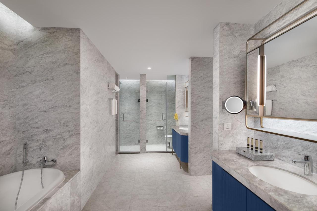 Ascott Raffles City Чунцин Екстериор снимка